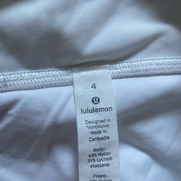 white lulu leggings - Picture 4 of 6